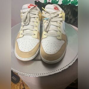 Nike dunk low sneakers